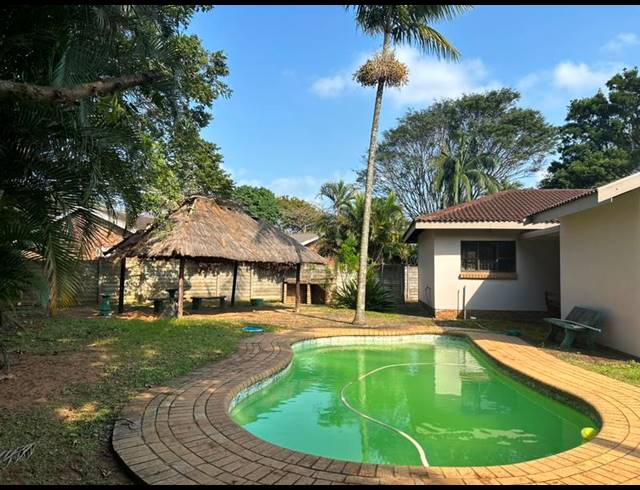 4 BEDROOM PROPERTY TO RENT IN MEER EN SEE